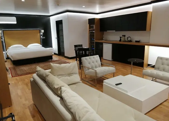 Andromeda Downtown Residence